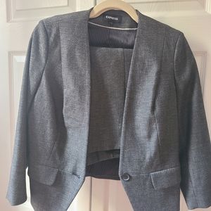 Express Suit